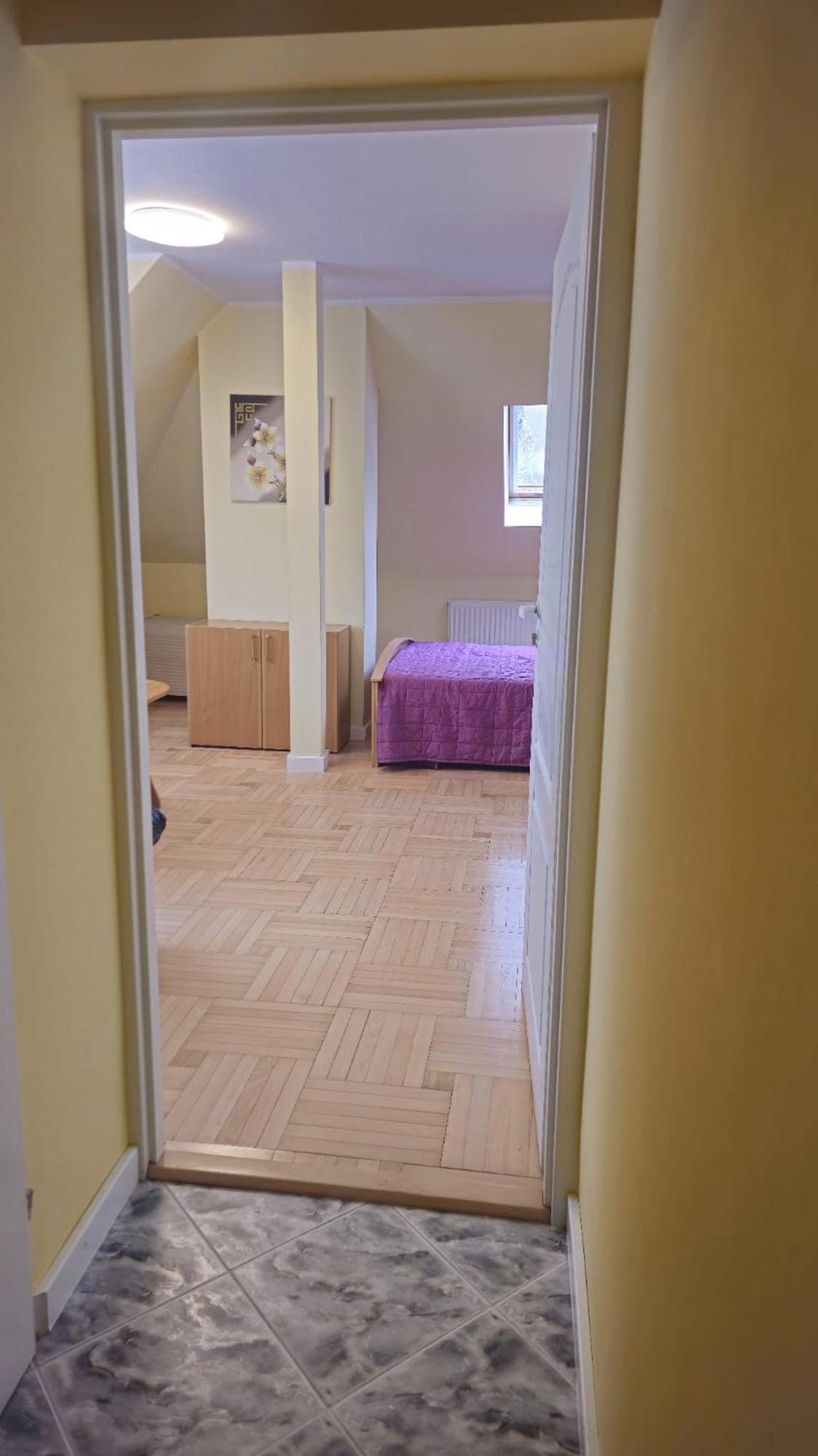 Krystyna Homestay Dzwirzyno
